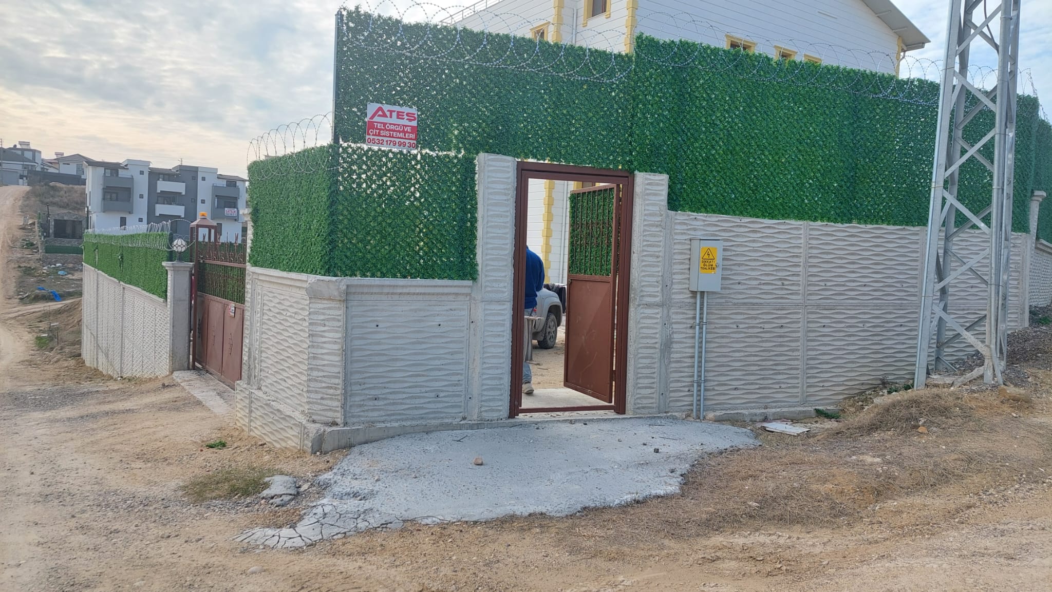 Düz Hat Jiletli Tel